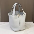 Hermès Picotin 18, Blue Pale, Clemence, detail 1